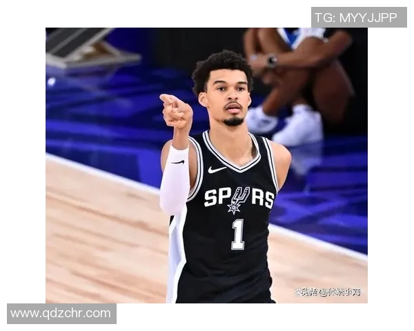 全明星球员因违规行为被罚款并停赛 多项处罚引发热议